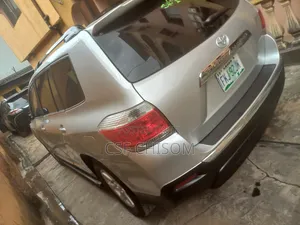 Toyota Highlander 2013 Silver