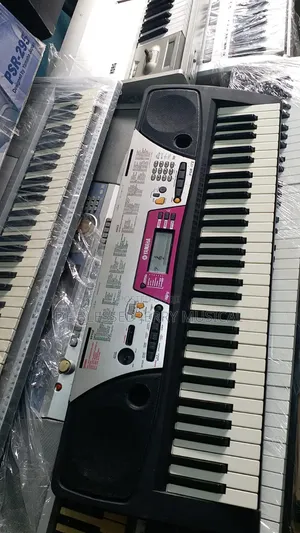 Yamaha PSR 172 Keyboard UK USED