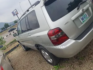 Toyota Highlander 2005 Silver