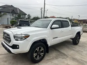 Toyota Tacoma TRD Sport 2018 White
