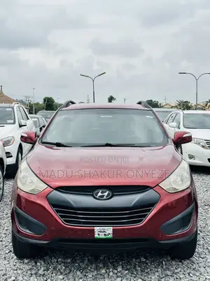 Hyundai Tucson SE AWD 2015 Red