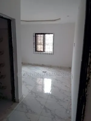 A Spacious and Comfortable Short Let Apartment to Let.