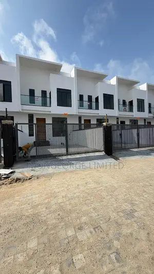 4bdrm Townhouse/Terrace in Lekki for sale
