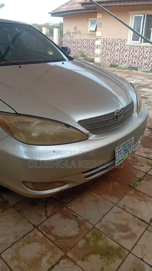 Toyota Camry 2005 Silver