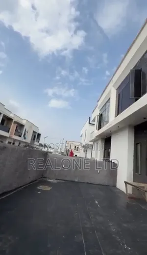 1bdrm Duplex in Ikota for rent