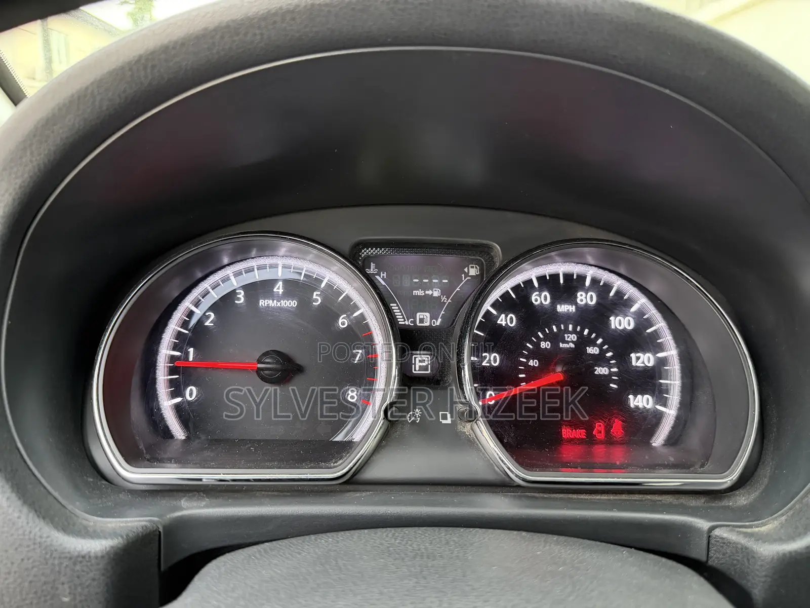 Nissan Versa 2018 Gray