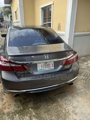 Honda Accord 2016 Gray
