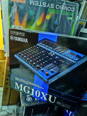 Yamaha MG10XU 10 Channel Analog Mixer