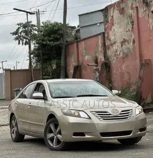 Toyota Camry 2008 Gold