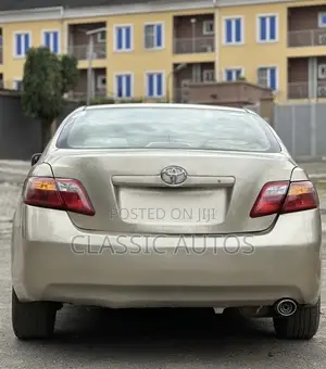 Toyota Camry 2008 Gold