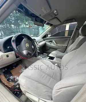 Toyota Camry 2008 Gold