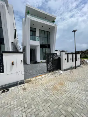 4bdrm Duplex in Lekki for sale