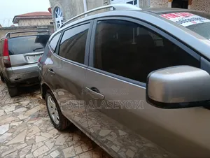 Nissan Rogue S 2010 Gray
