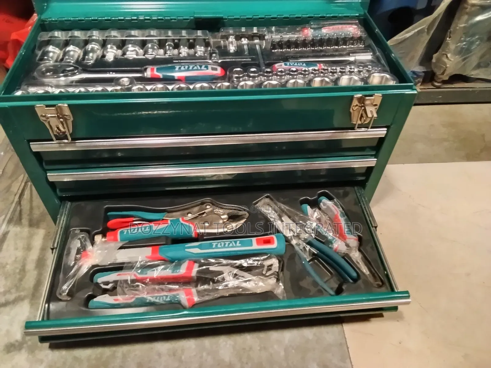 132 PCS Total Tools Box Set
