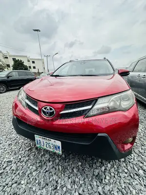 Toyota RAV4 Limited 4dr SUV AWD (2.5L 4cyl 6A) 2014 Red