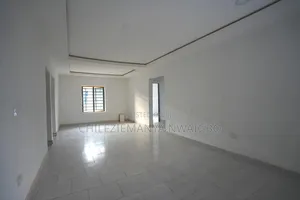 2bdrm Bungalow in Queen'S Park Estate, Obafemi-Owode for sale
