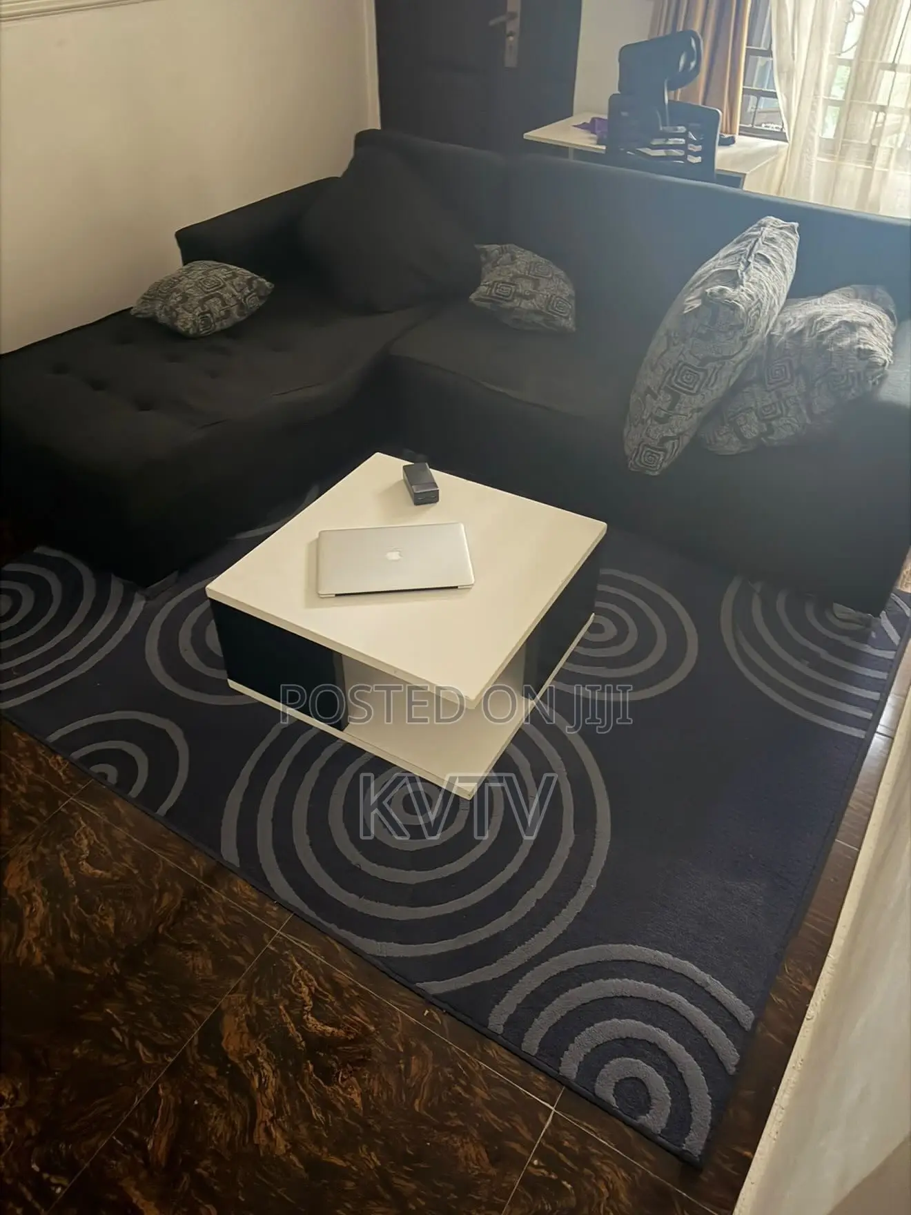 Quality Center Rug 5ft by 7ft