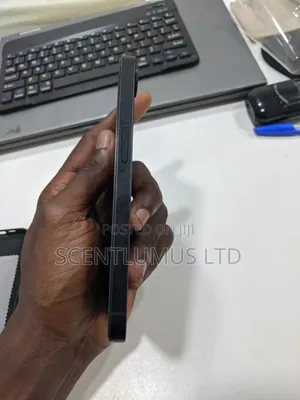 Apple iPhone 17e 256 GB Black