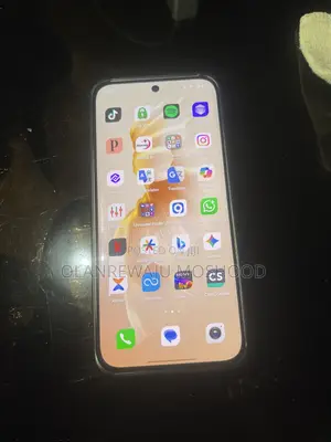 Itel Super 26 Ultra 256 GB Rose Gold