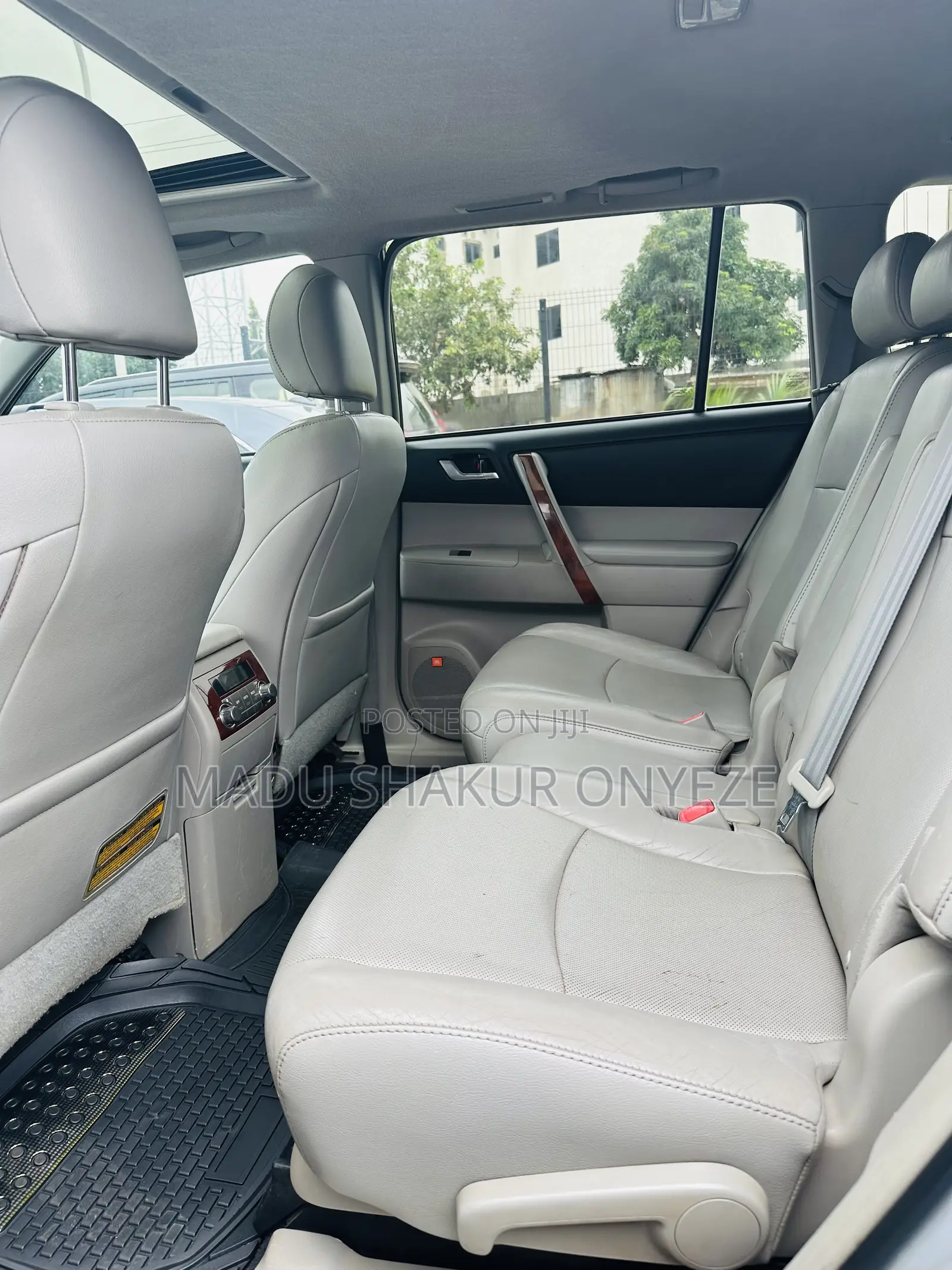 Toyota Highlander Limited 2012 Silver