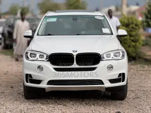 BMW X5 sDrive35i 4x2 (3.0L 6cyl 8A) 2016 White