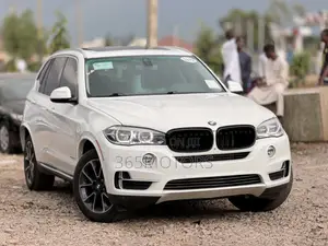 BMW X5 sDrive35i 4x2 (3.0L 6cyl 8A) 2016 White