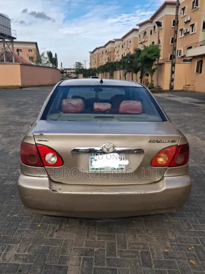 Toyota Corolla 2007 Gold