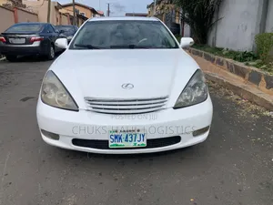 Lexus ES 330 Sedan 2004 White