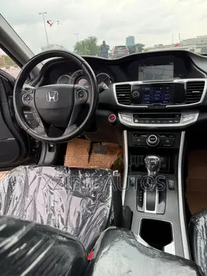Honda Accord Touring V-6 4dr Sedan (3.5L 6cyl 6A) 2015 Black