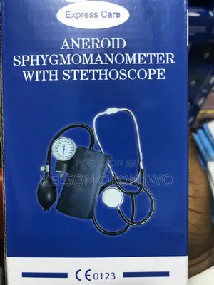 Aneroid Sphygmomanometer With Long Cuffs and Stetoscope