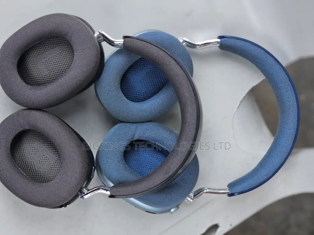Fairly Used Strong Bluetooth Headphones