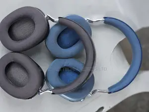 Fairly Used Strong Bluetooth Headphones