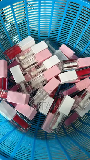 Pretty and Affordable Lip Gloss for My Girlies