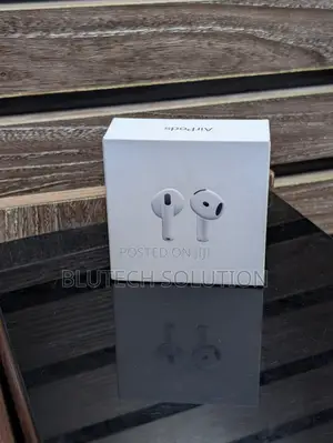 Apple AirPods 4 ANC