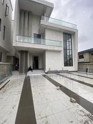 5bdrm Mansion in Prayer Estate, Apple Junction for sale