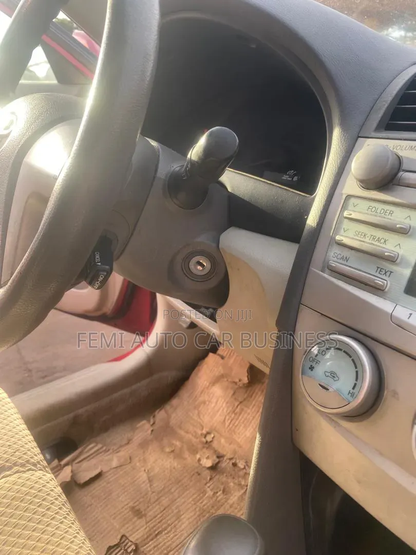 Toyota Camry 2008 Red