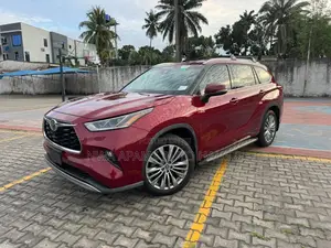 Toyota Highlander Platinum 2021 Red