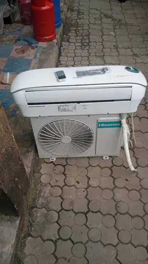Hisense 1.5HP Low Voltage Air Conditioner – 410 Gas With Remote