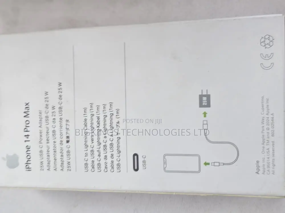 25W USB-C Power Adapter USB-C to Lightning Cable