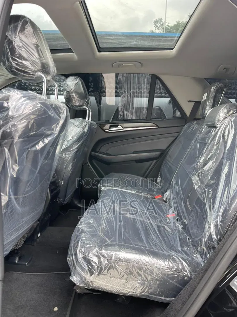 Mercedes-Benz M Class 2012 Black