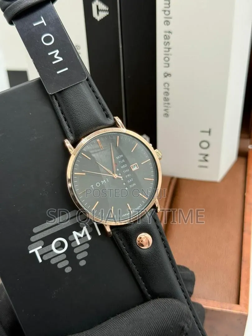 TOMI Flat Leather Watch