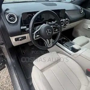 Mercedes-Benz GLA 250 2021 Gray
