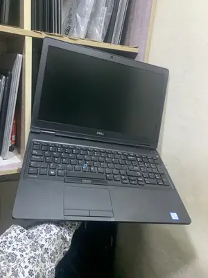Laptop Dell Latitude 5580 8GB Intel Core i7 SSD 256GB
