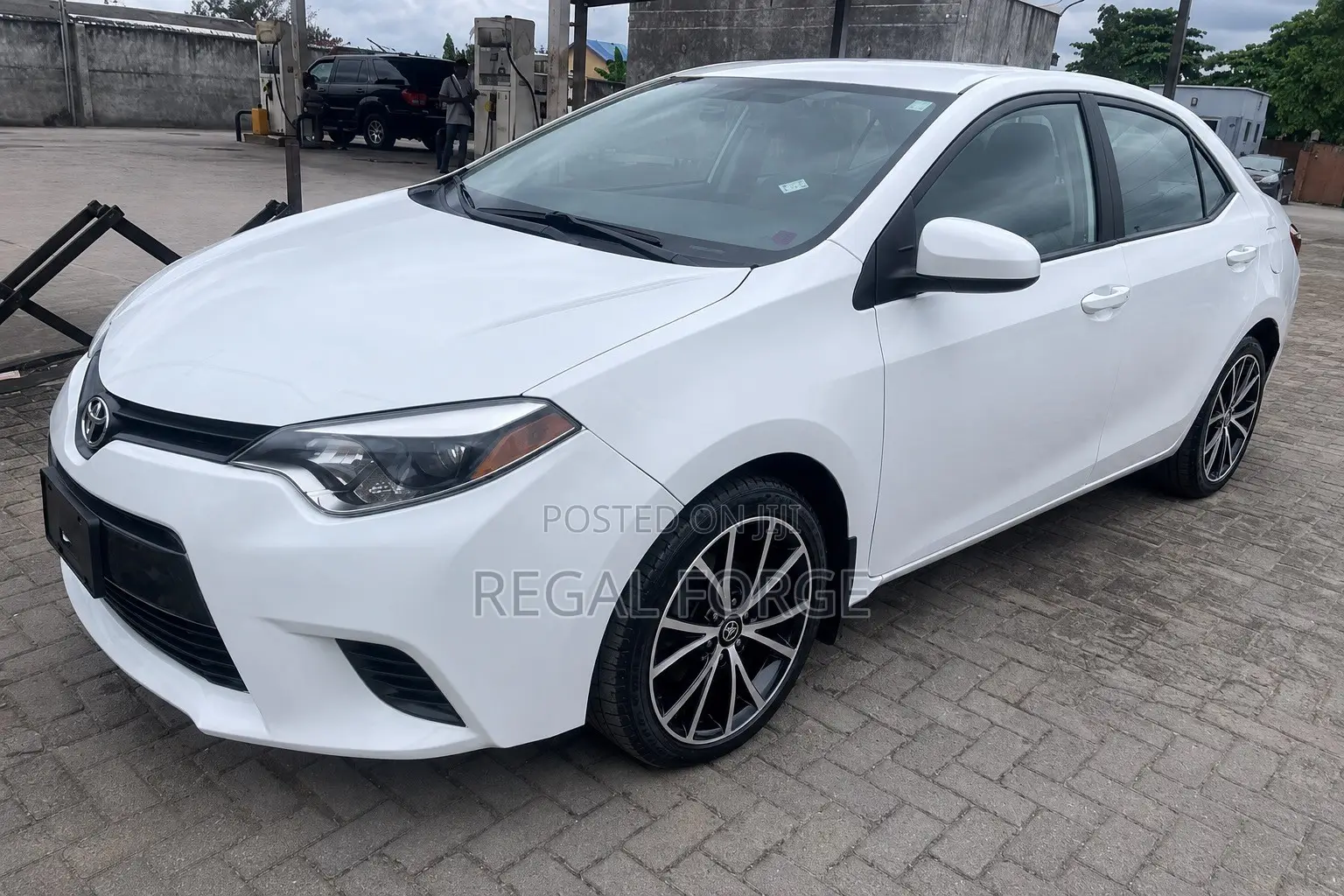 Toyota Corolla 2015 White