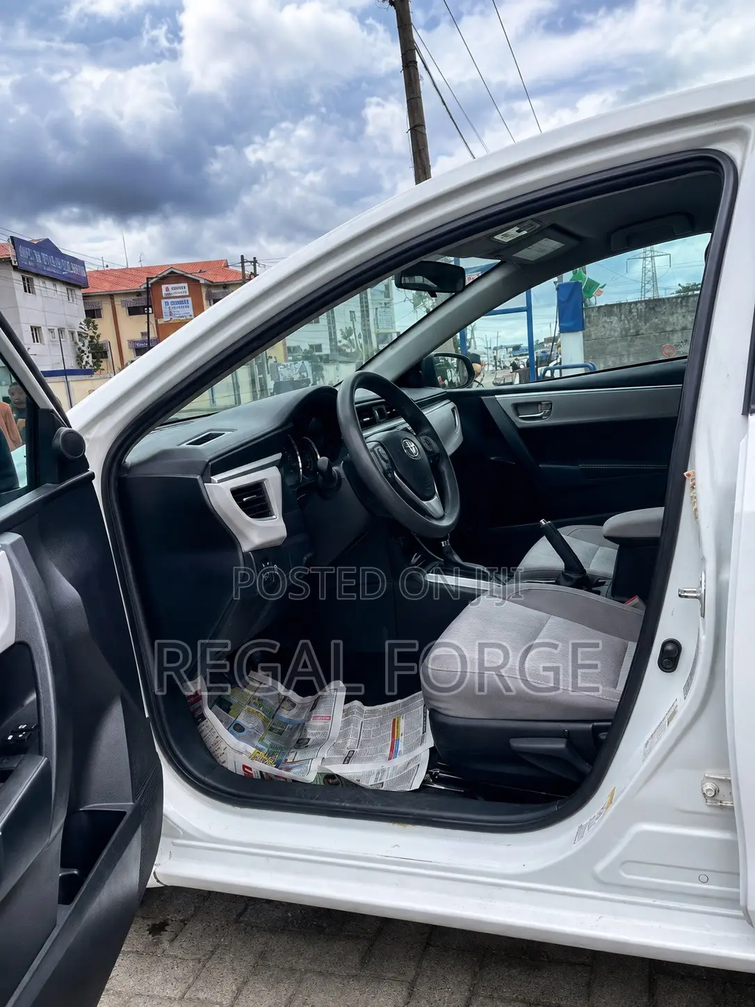 Toyota Corolla 2015 White