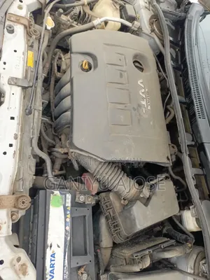 Toyota Corolla 2010 Silver