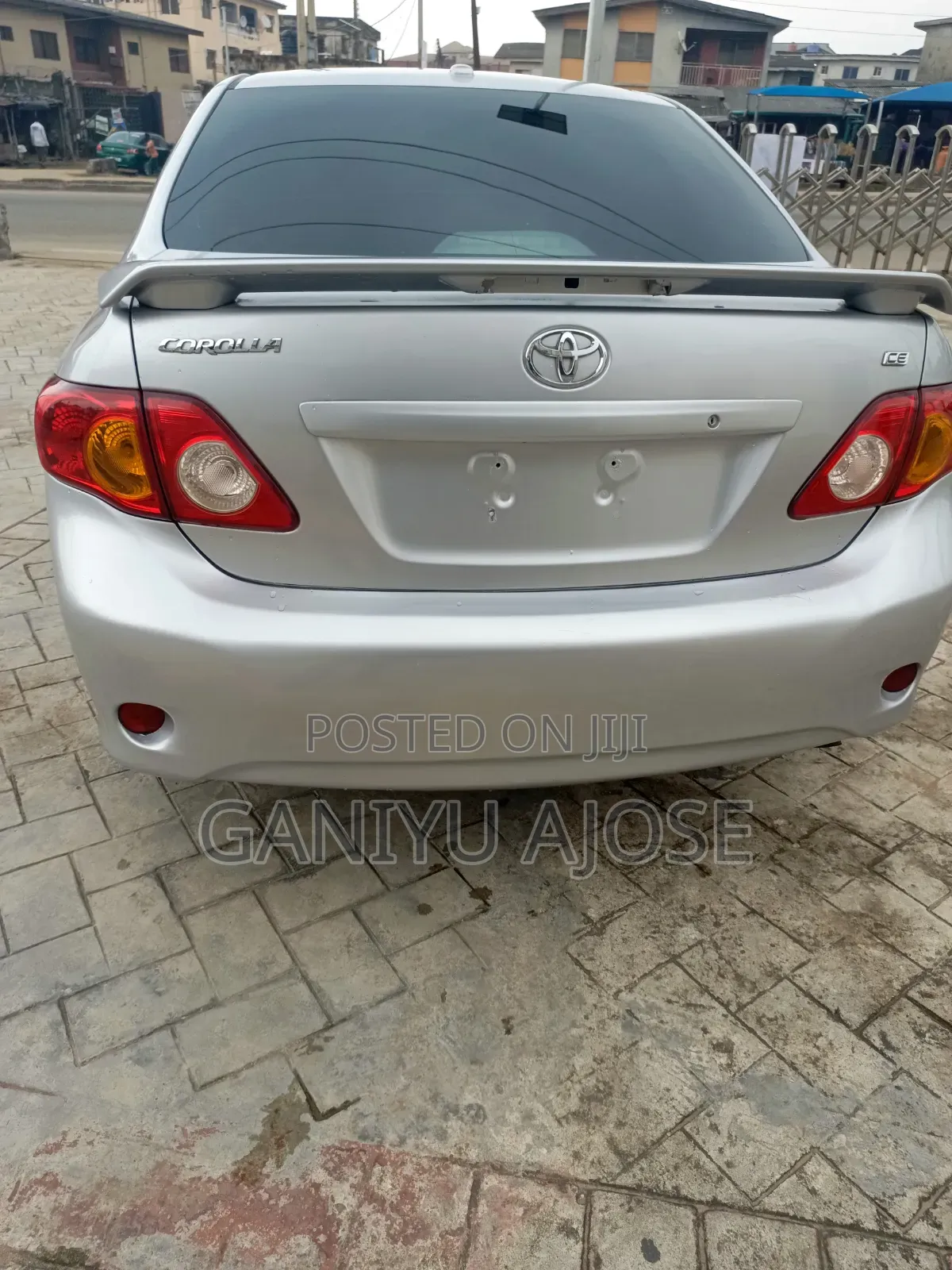 Toyota Corolla 2010 Silver