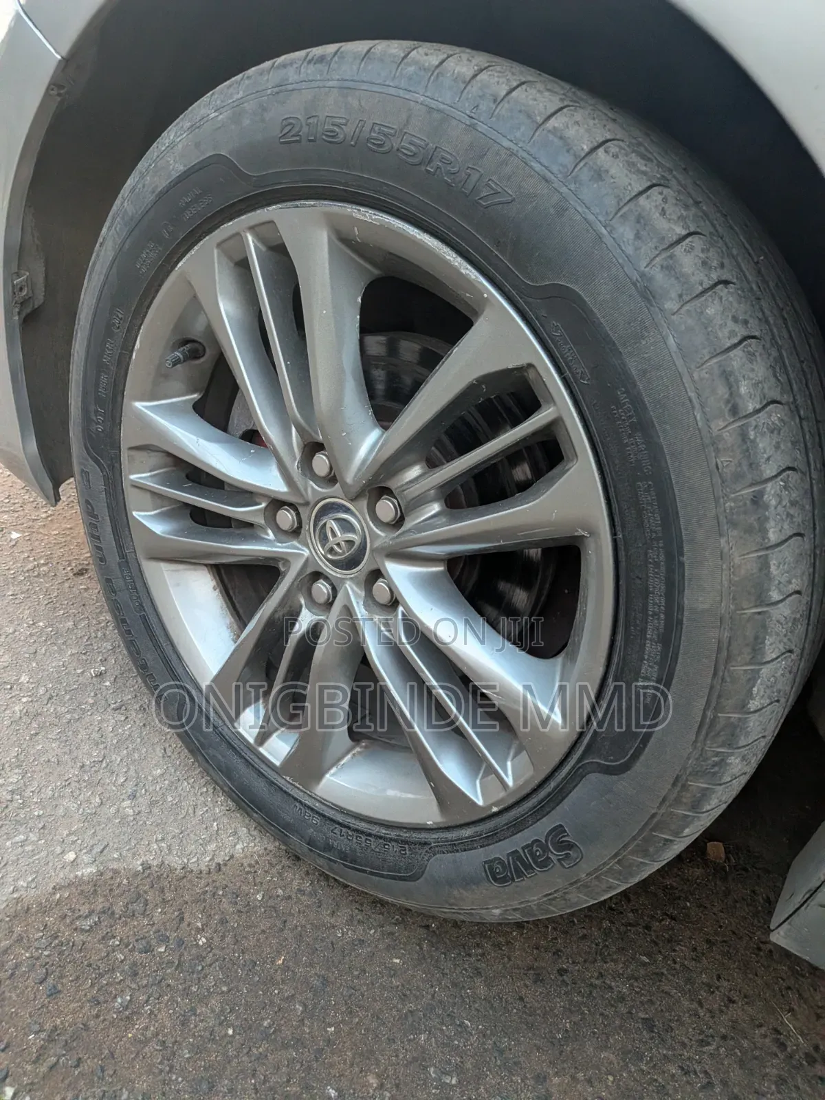 Toyota Camry 2017 Silver
