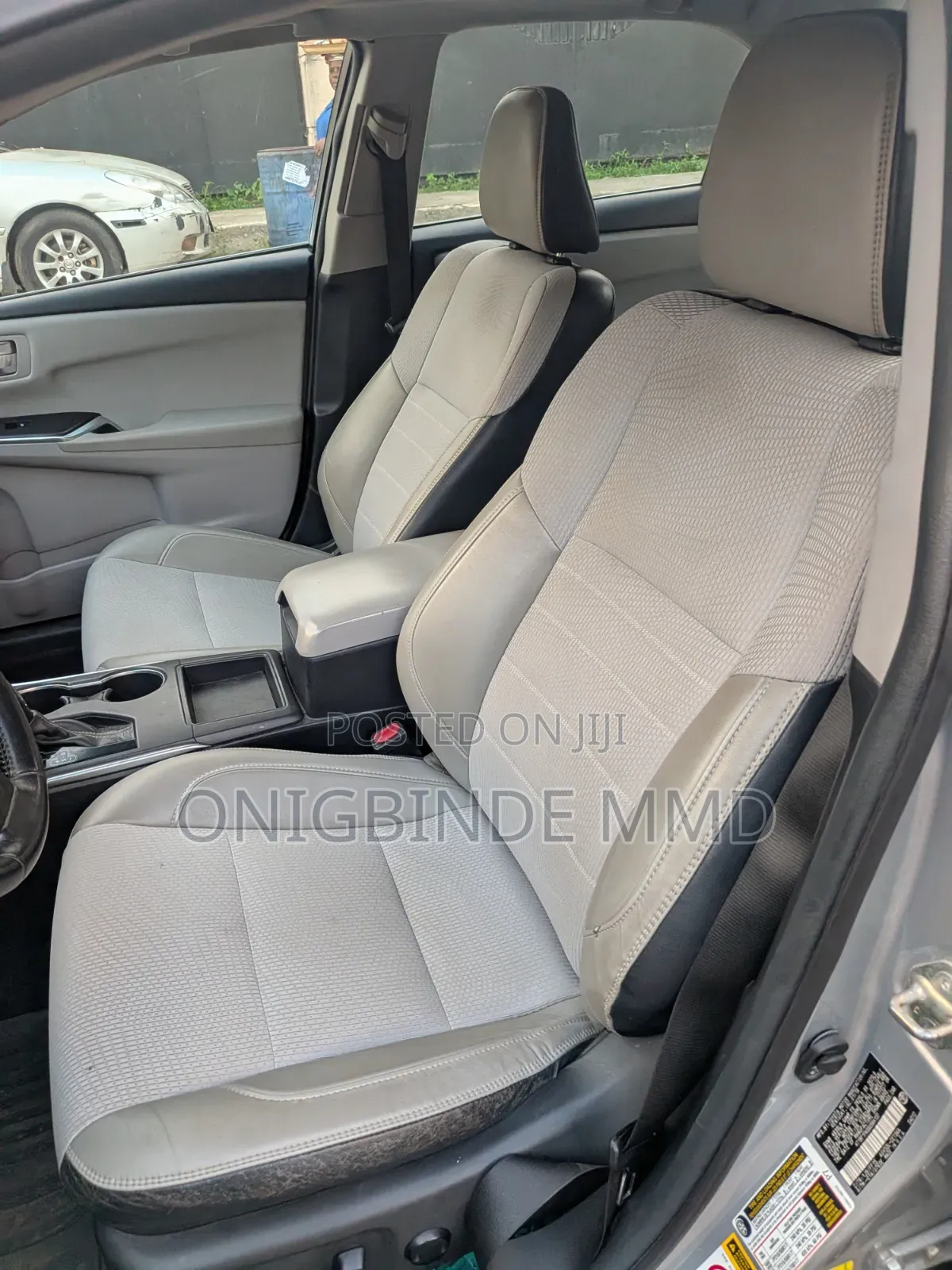 Toyota Camry 2017 Silver
