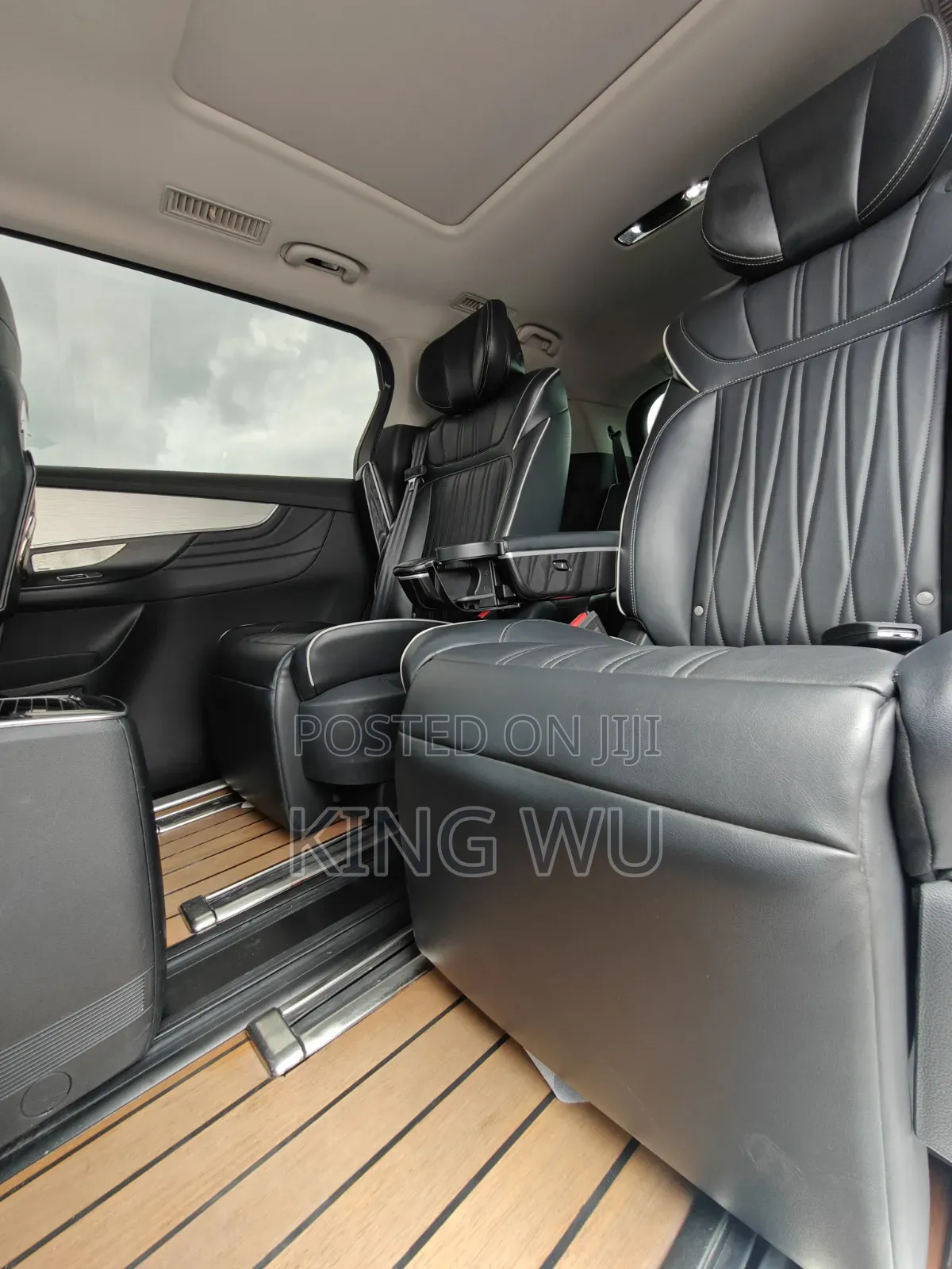 Roewe iMAX8 2020 Blue
